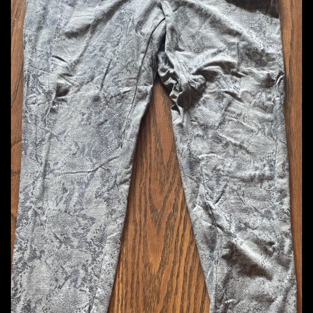 Chico's Gray Leggings